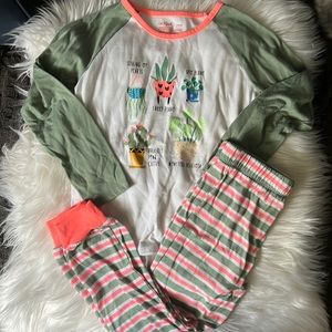 Cat & Jack Plant Theme Pajama Set PJs Size 6/6x